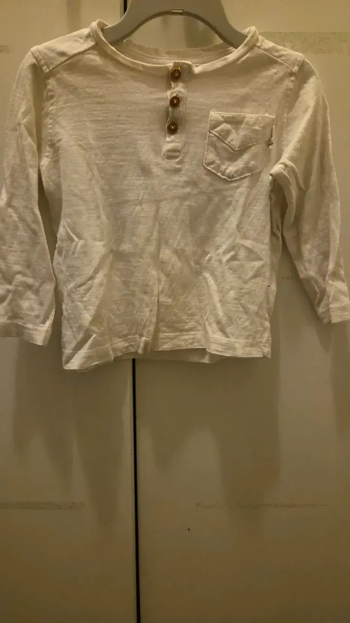 Polera manga larga blanca de niño con botones - 1