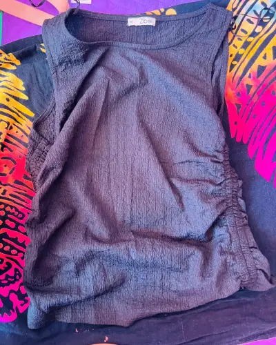 Ropa de mujer todo sin uso - miniatura 1