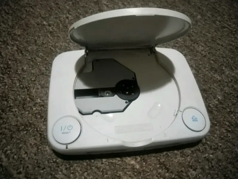Consola Sony PS One (Mala) - 2