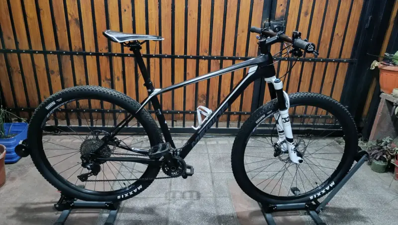 Bicicleta Mérida Big Nine XT Carbono 29 - 1