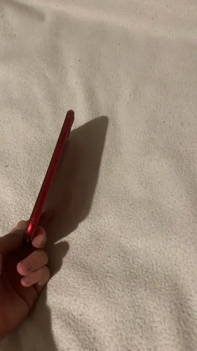 Iphone 11 Rojo con mica - miniatura 3