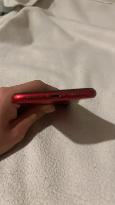 Iphone 11 Rojo con mica - miniatura 4
