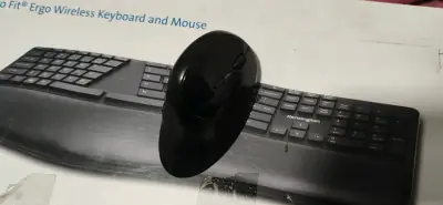 Teclado y mouse inalámbricos Kensington Pro Fit Ergo - miniatura 4