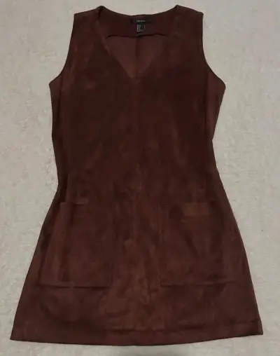 Vestido sin mangas marrón de gamuza - miniatura 1