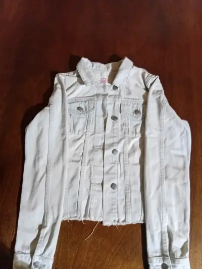 Chaqueta de mezclilla blanca con diseño de flamencos - miniatura 2