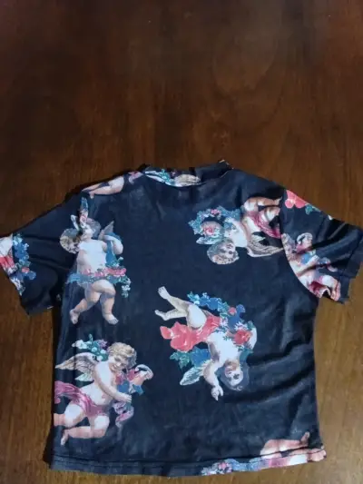 Polera estampada con ángeles para niña o adolesces - miniatura 2
