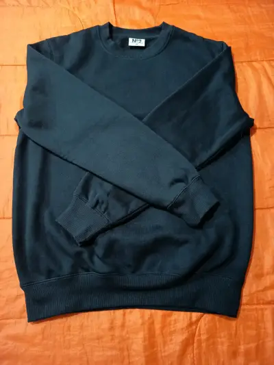 Polerón negro unisex casual de algodón - miniatura 1