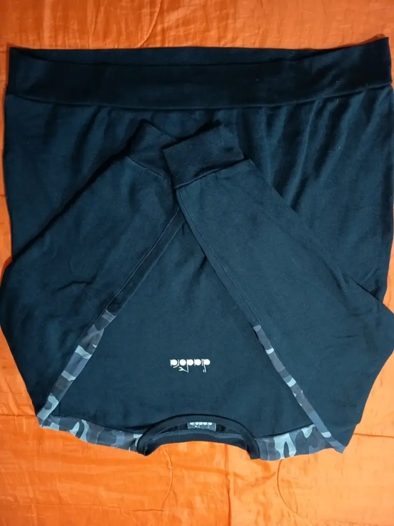 Poleron Marca Diadora - 1