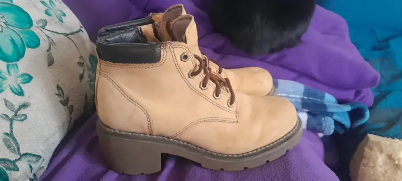 Botas Caterpillar de cuero talla 39 - 2
