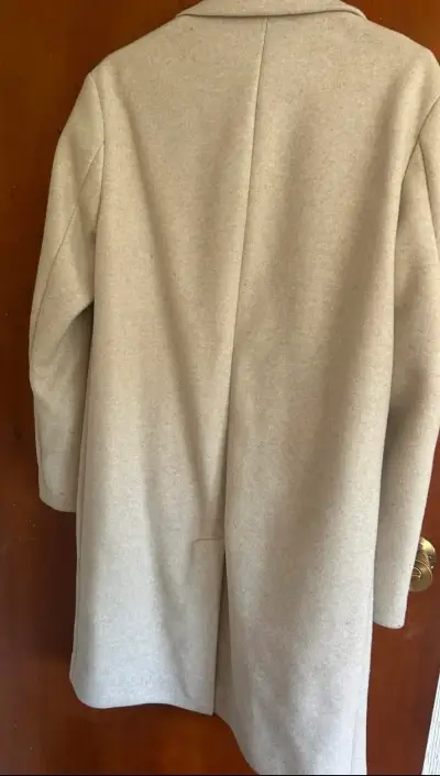 Abrigo largo beige elegante para hombre - miniatura 1