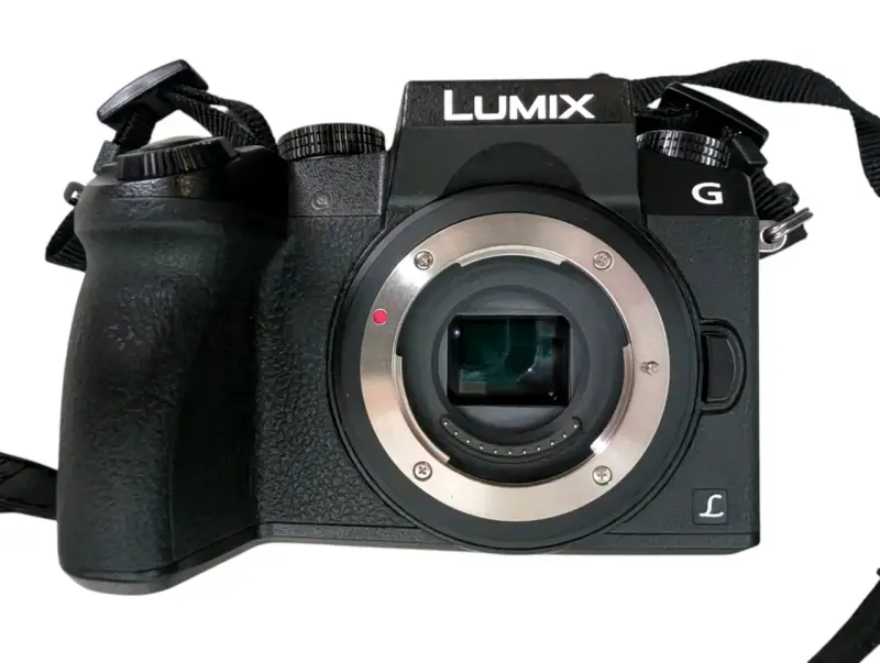 Cámara Panasonic Lumix G7 con lente intercambiable - 3