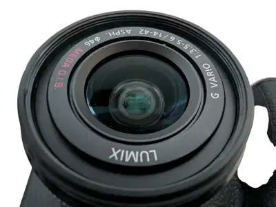Cámara Panasonic Lumix G7 con lente intercambiable - miniatura 4