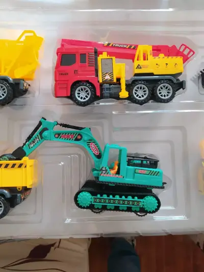 Set de camiones de juguete de construcción - miniatura 3