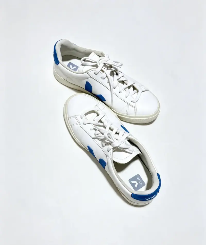 Zapatillas deportivas blancas y azules Veja - 3