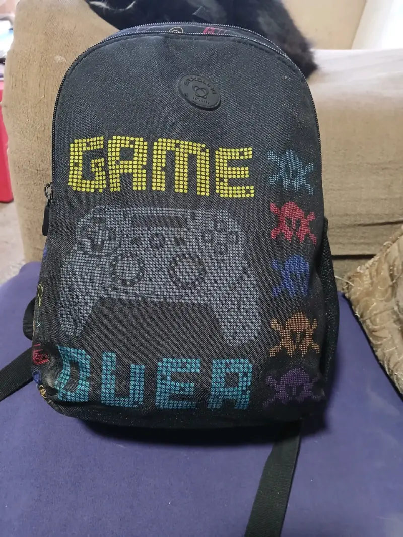 Mochila escolar Game Over para niños - 1