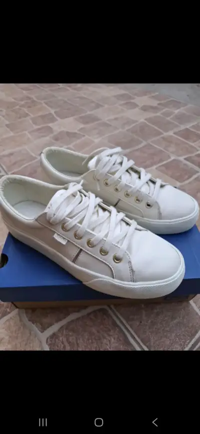 Zapatillas casuales blancas Keds para mujer - miniatura 1