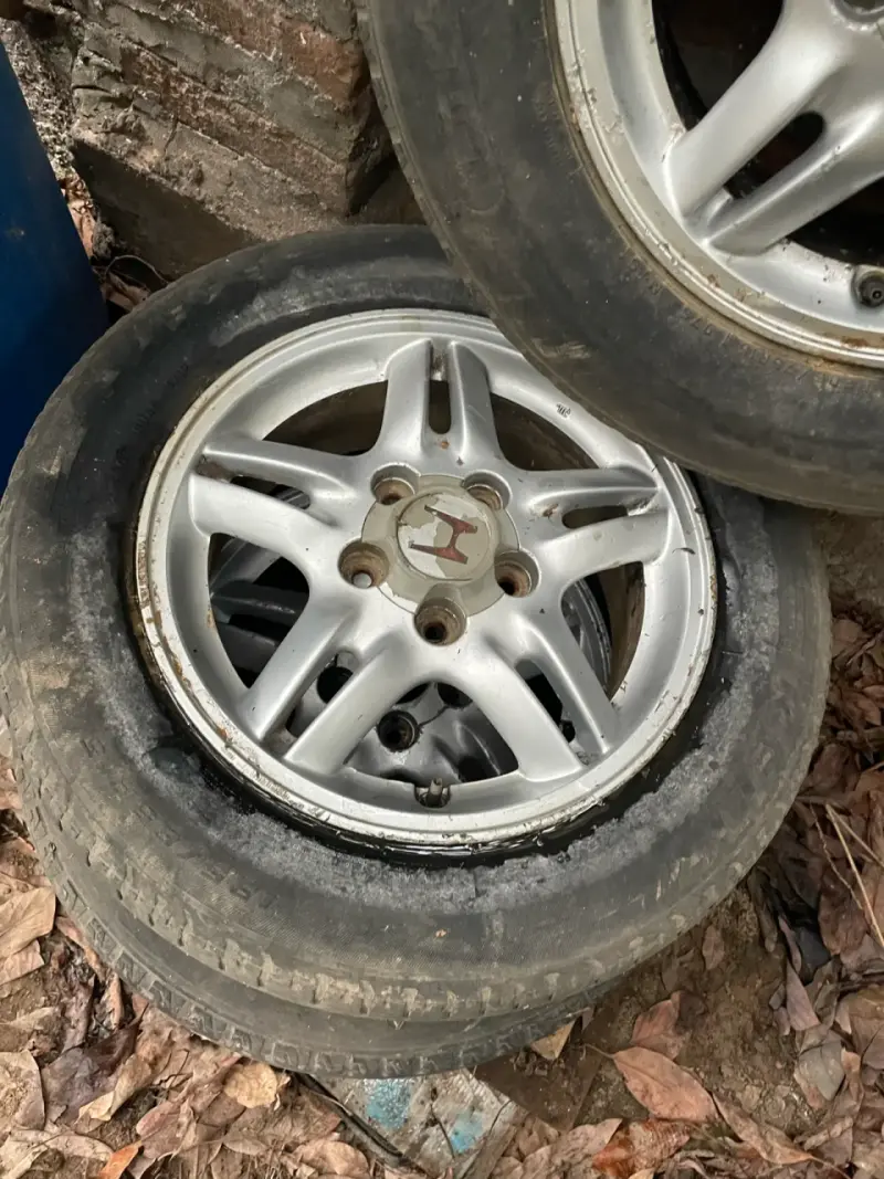 Llantas de aleación para auto usadas HONDA - 1