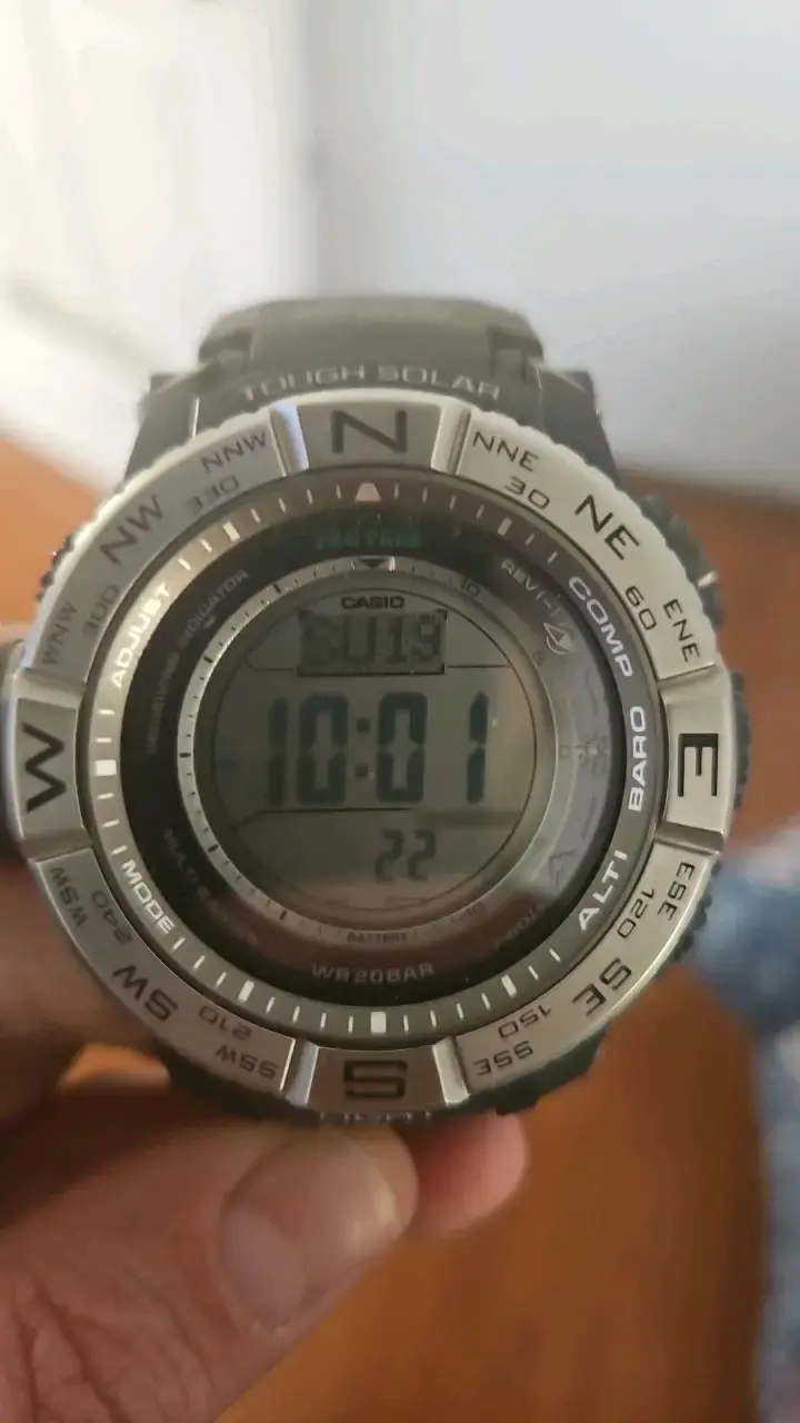 Reloj Casio Pro Trek Tough Solar Digital - 1