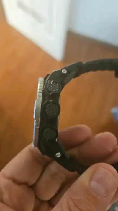 Reloj Casio Pro Trek Tough Solar Digital - miniatura 2