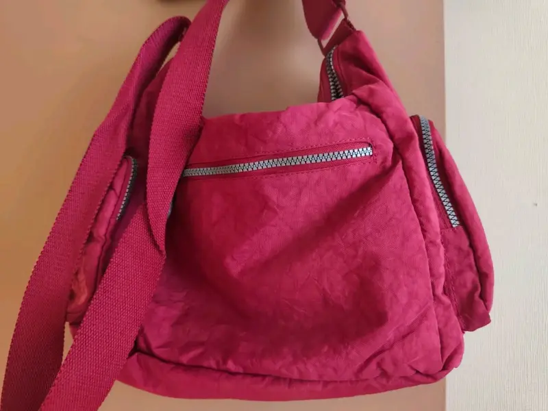 Bolso rosa Head con múltiples bolsillos - 3