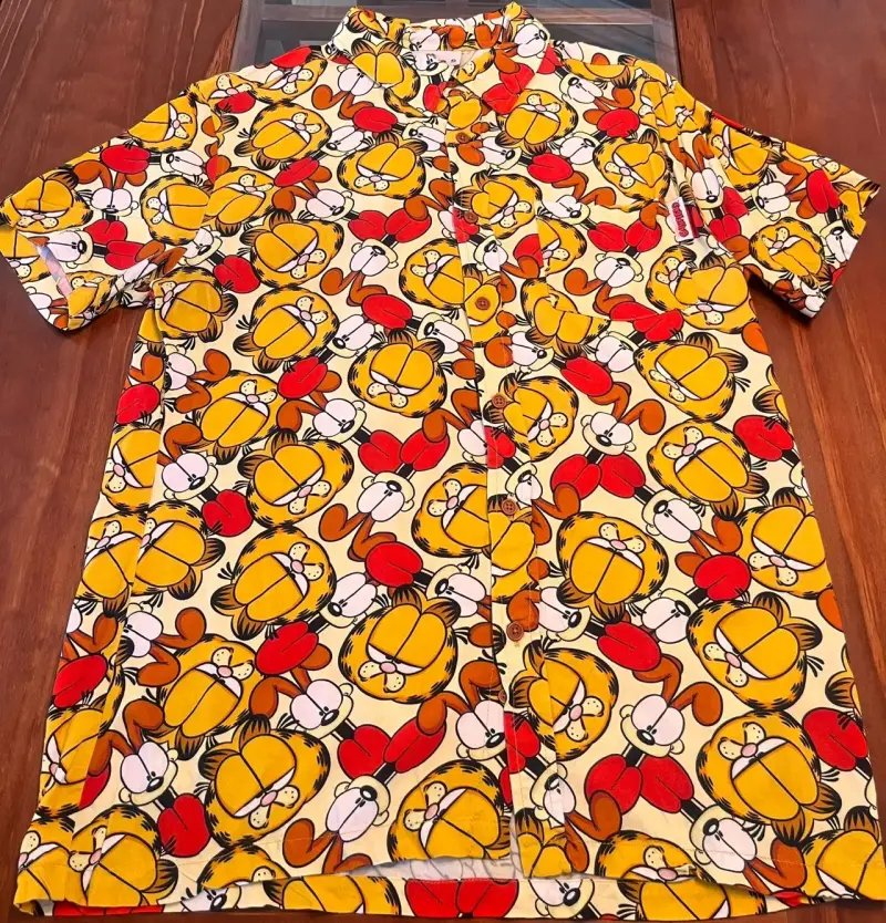 Camisa estampada Garfield colorida