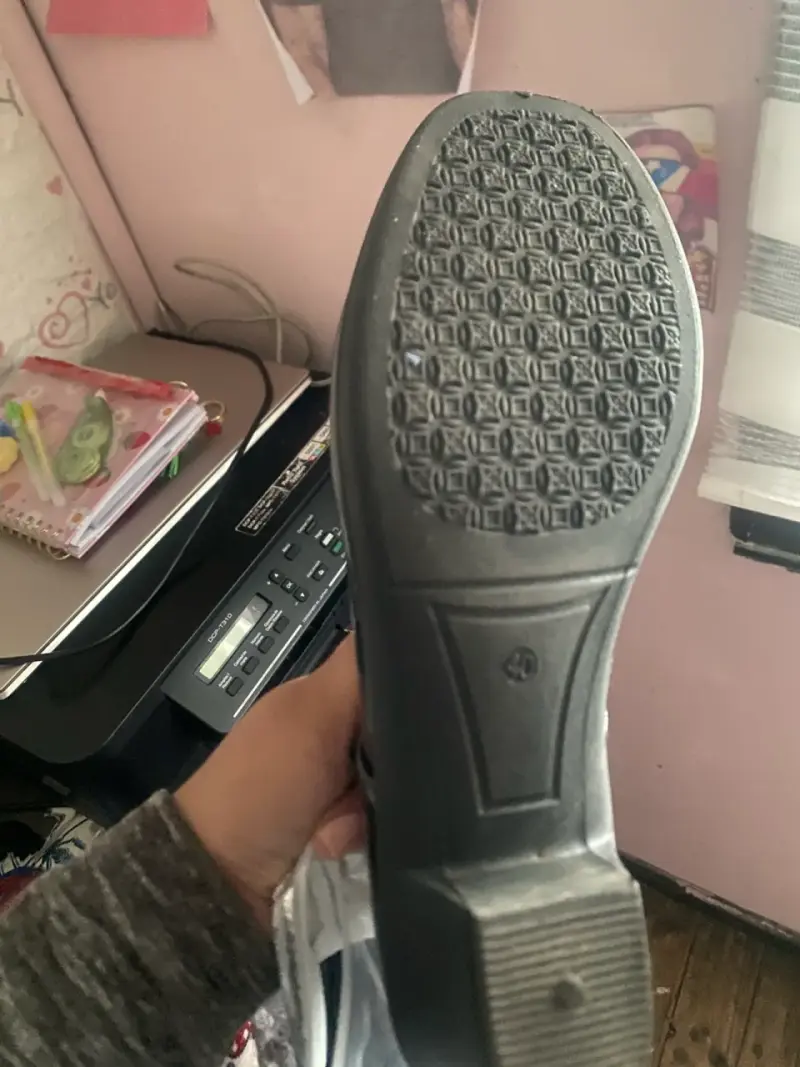 Zapatos de charol negro para niña con hebilla - 6