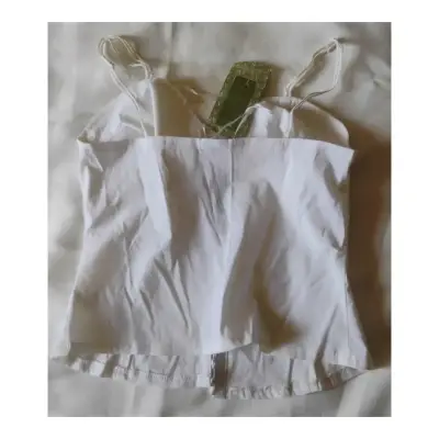 Top blanco con tirantes - miniatura 3