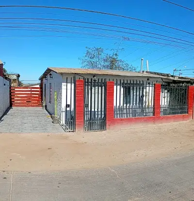 Se vende casa - miniatura 1