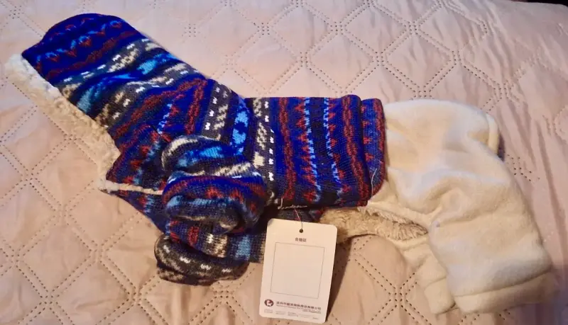 Chaleco de lana para perrito con diseño étnico - 1