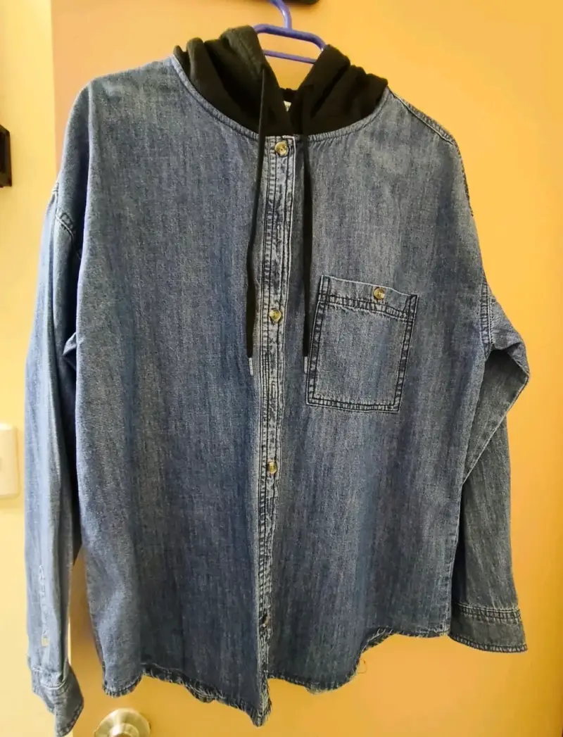 Sobrecamisa mezclilla con capucha Forever 21 - 2