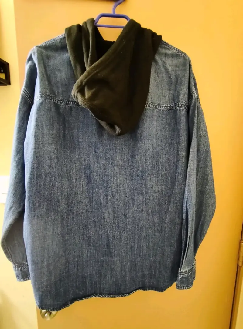 Sobrecamisa mezclilla con capucha Forever 21 - 4