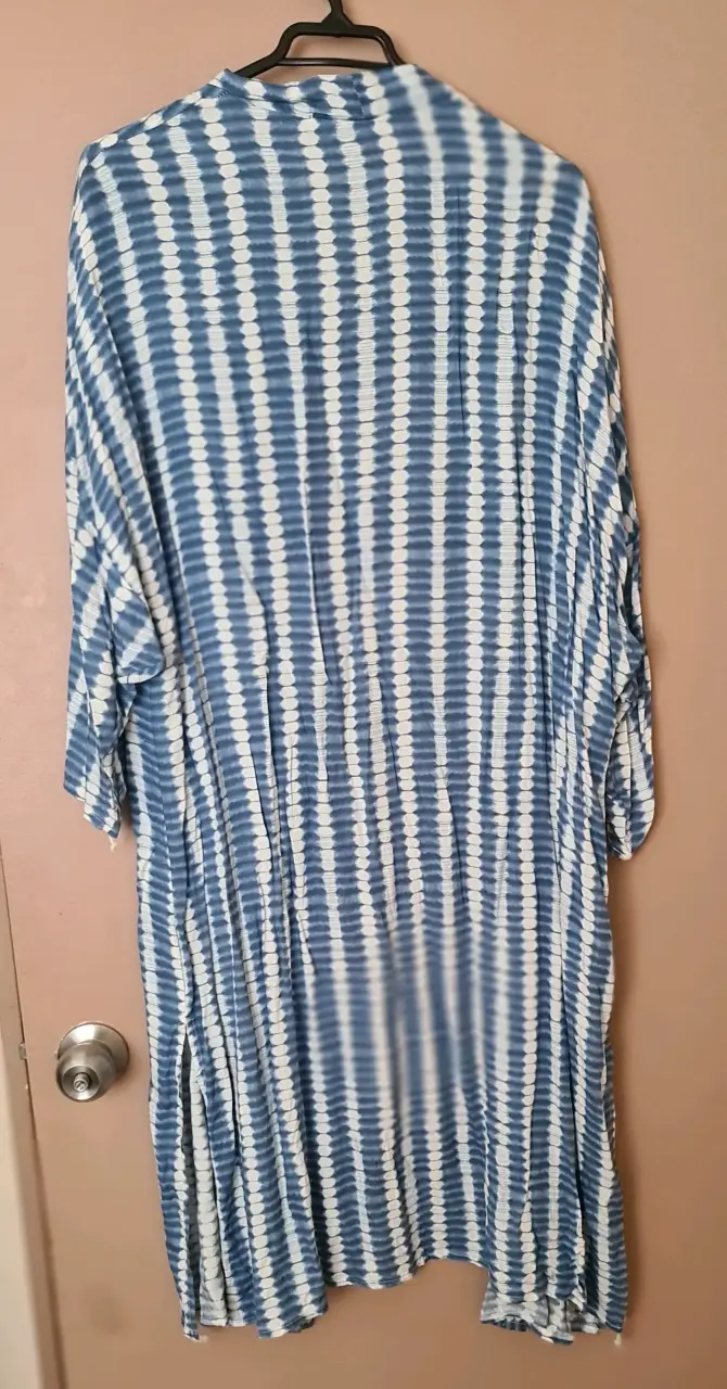 Kimono largo azul y blanco Dodo, estilo tie-dye - 4