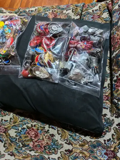 Lote de llaveros variados de colección - miniatura 2