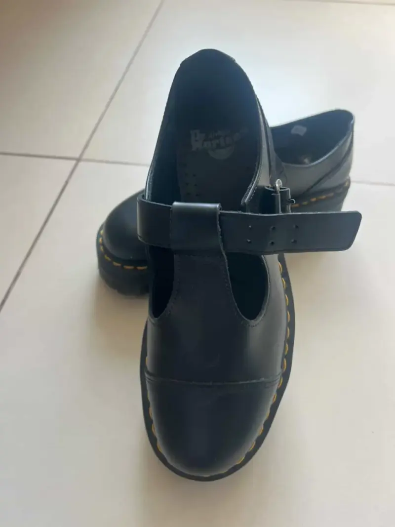 Zapatos de plataforma negro. DR. MARTENS - 3