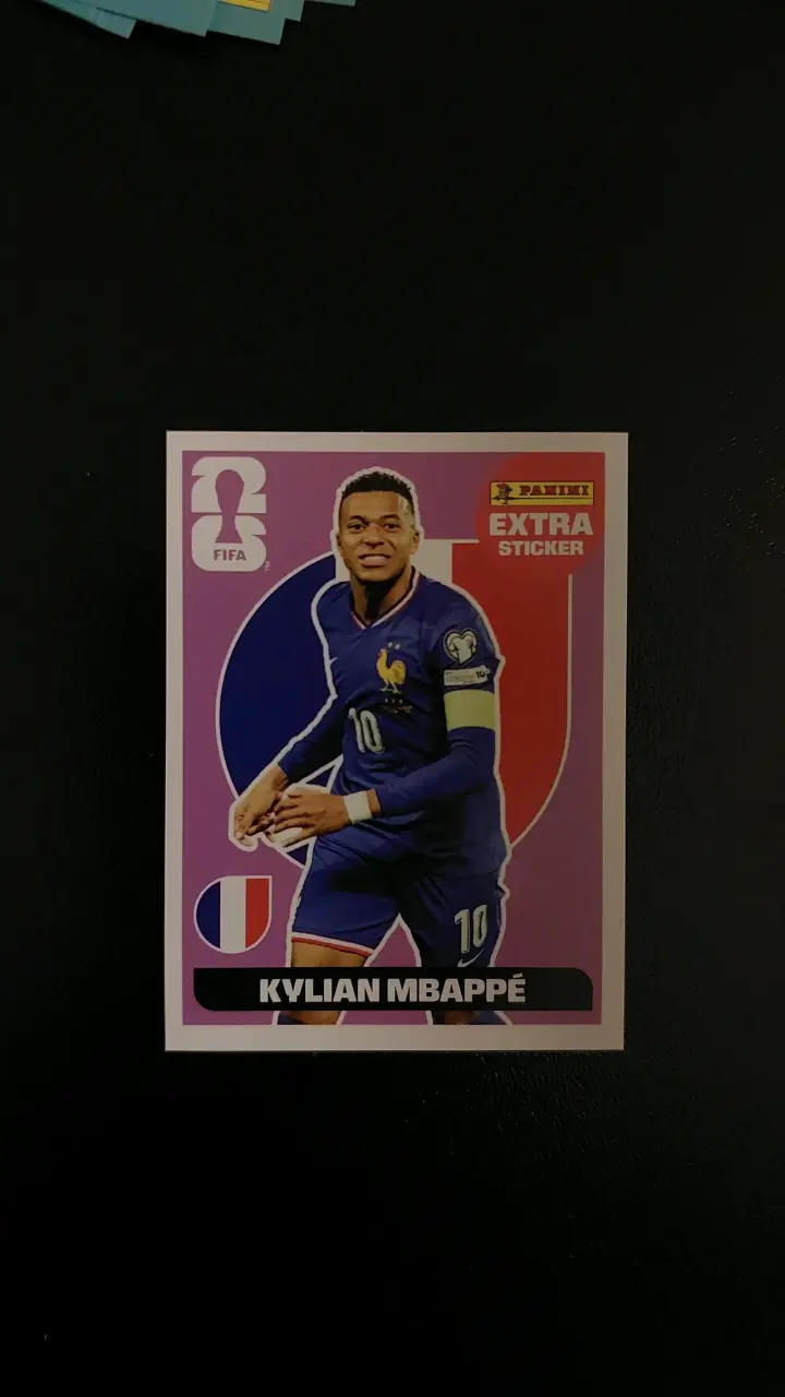 Lámina Panini Extra Sticker Kylian Mbappé