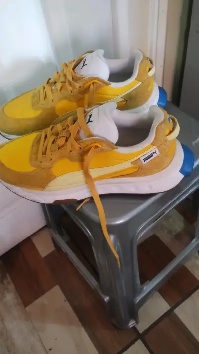 Zapatillas deportivas Puma amarillas para hombre - miniatura 1