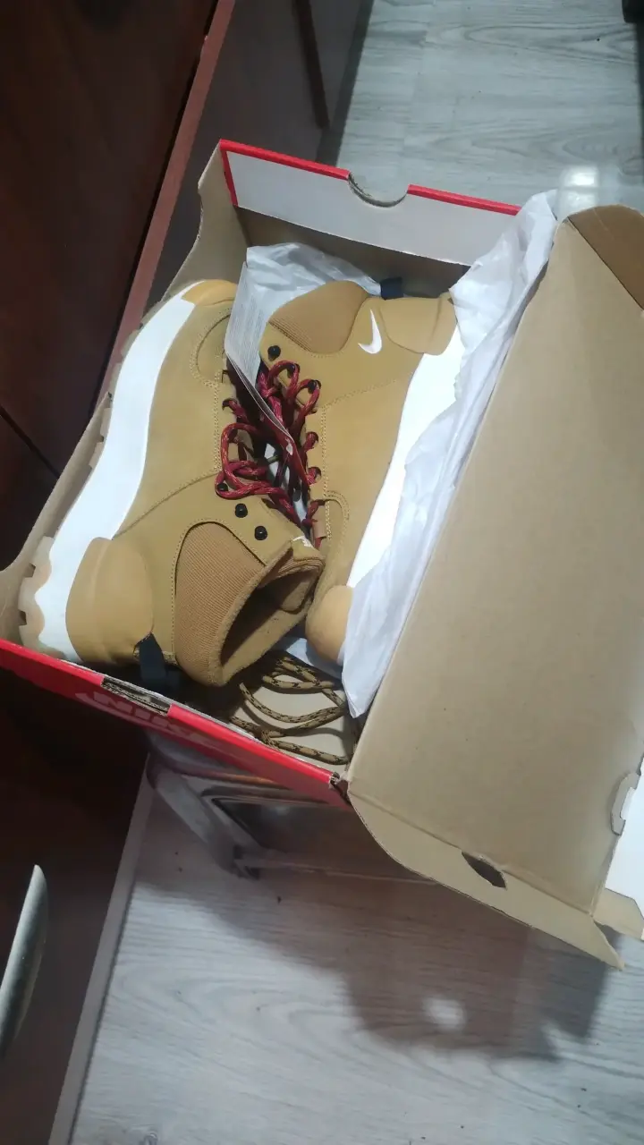 Botas Nike de cuero marrón para hombre - 4