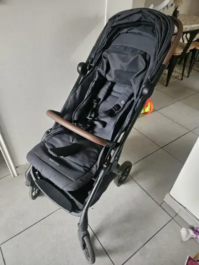Coche de bebé Maxi-Cosi plegable y compacto - miniatura 3