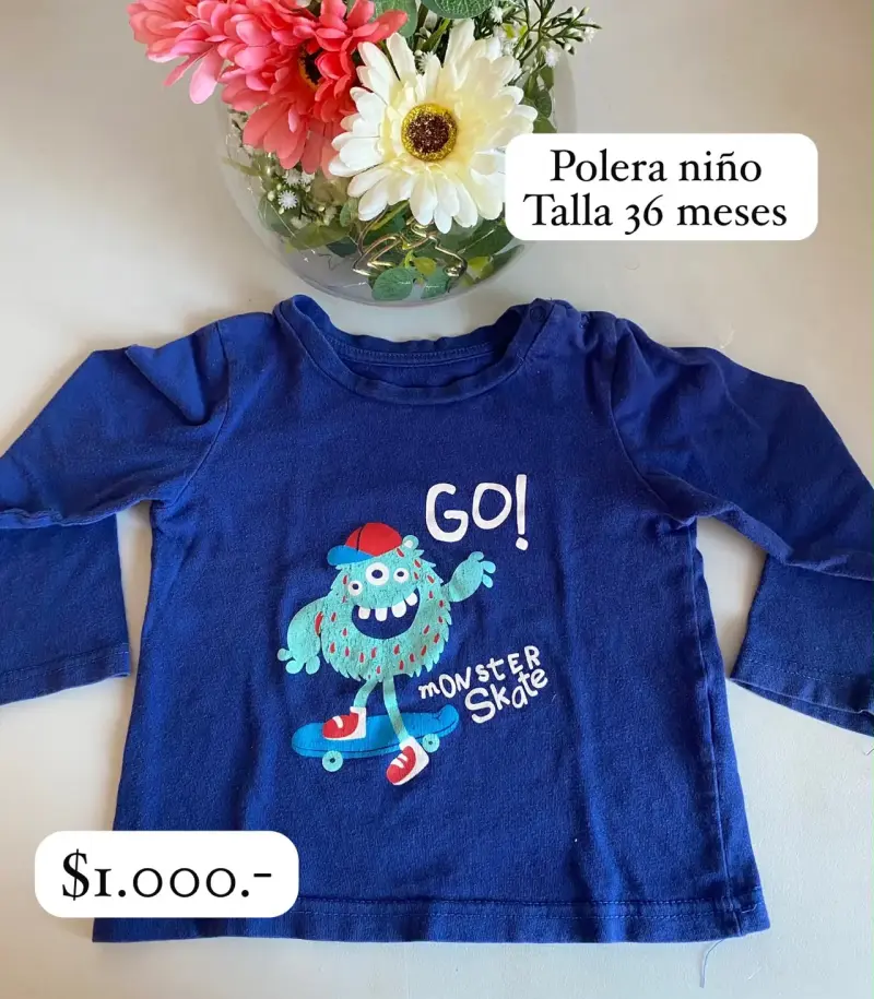 Polera de niño azul con diseño Monster Skate