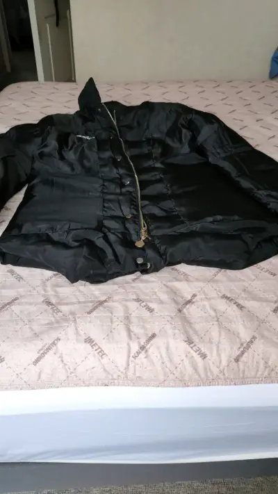 Parka acolchada negra The North Face Cautiva - miniatura 3