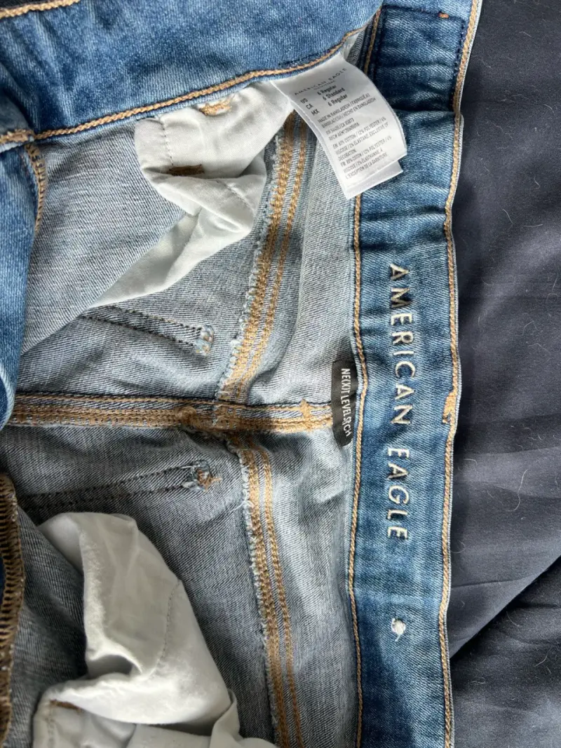 Jeans American Eagle azul claro para mujer - 2