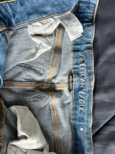 Jeans American Eagle azul claro para mujer - miniatura 2