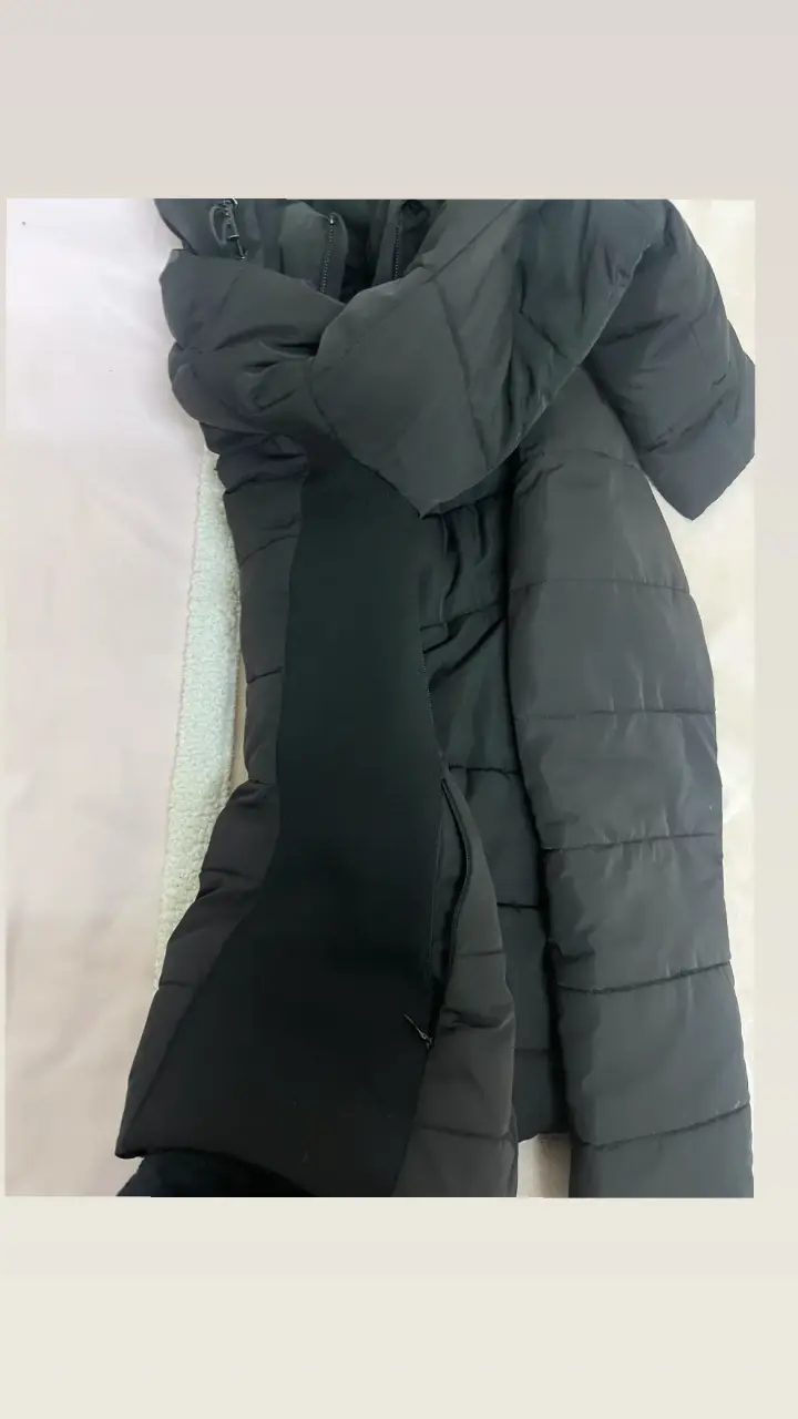 Chaqueta acolchada negra Zara con capucha - 2