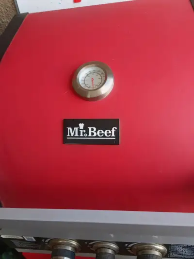 Parrilla a gas roja Mr. Beef con termómetro - miniatura 2