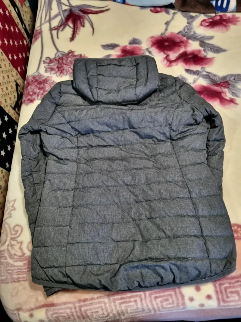 Chaqueta acolchada Everlast gris con capucha - 2