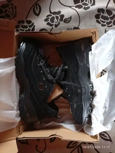 Zapatillas Skechers D'Lites Mujer Negras Talla 36 - miniatura 2