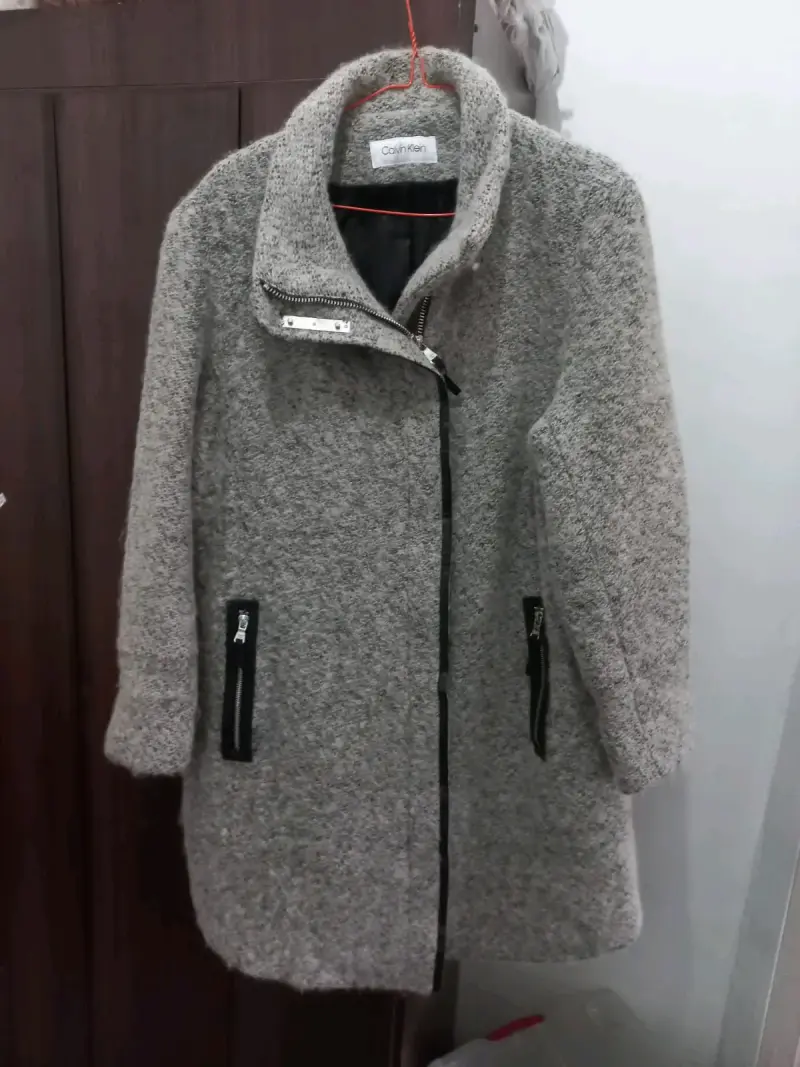 Abrigo de lana gris Calvin Klein con cierre - 1