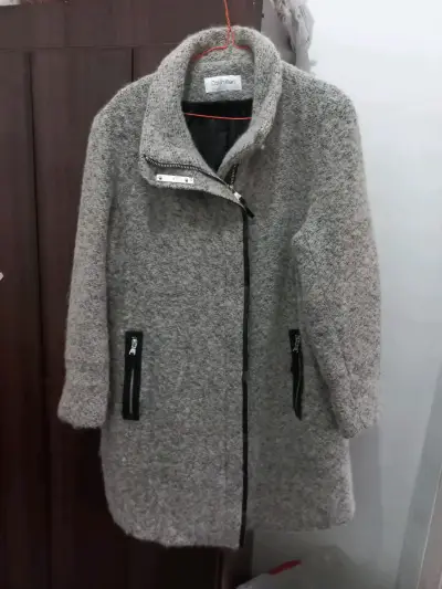 Abrigo de lana gris Calvin Klein con cierre - miniatura 1