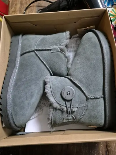 Botas Bamers grises 100% nuevas - miniatura 1