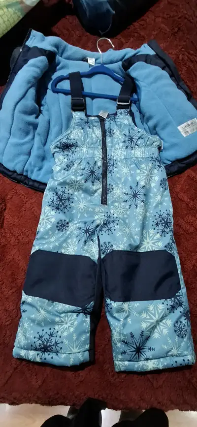Conjunto de nieve para niño azul con copos - miniatura 2